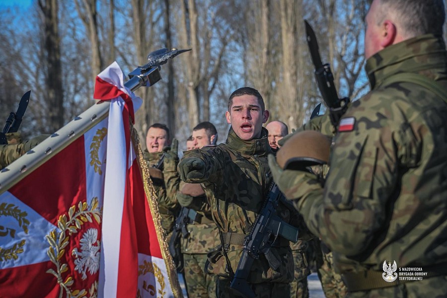 Żołnierze złożyli przysięgę w ciechanowskich koszarach